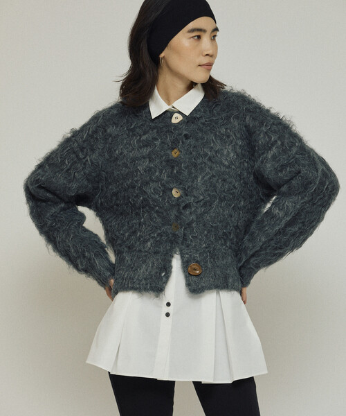 Firsthand（ファーストハンド）の「Firsthand/ファーストハンド バリエーション釦 シャギー ニットカーディガン（カーディガン/ボレロ・レディース・チャコールグレー/サックスブルー/ベージュ/ピンク・ﾌﾘ-）」の22枚目の写真