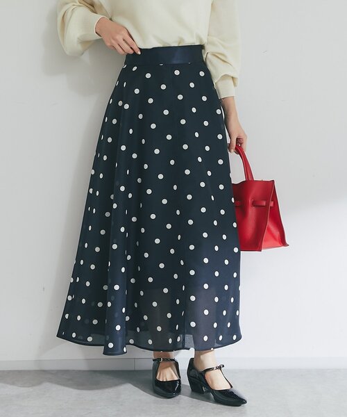 La boutique BonBon（ラブティックボンボン）の「【今すぐお届け！・最強着映え】ドットオーガンサーキュラースカート（スカート・レディース・ライトベージュ/ブラック/ネイビー・PS/36/38）」の19枚目の写真