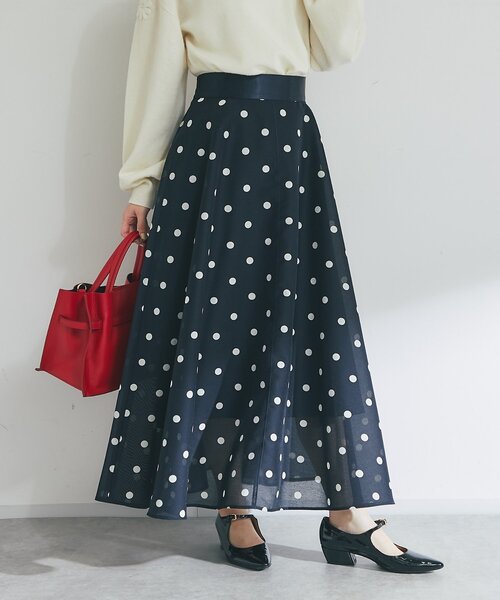 La boutique BonBon（ラブティックボンボン）の「【今すぐお届け！・最強着映え】ドットオーガンサーキュラースカート（スカート・レディース・ライトベージュ/ブラック/ネイビー・PS/36/38）」の12枚目の写真