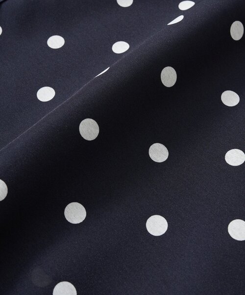 La boutique BonBon（ラブティックボンボン）の「【今すぐお届け！・最強着映え】ドットオーガンサーキュラースカート（スカート・レディース・ライトベージュ/ブラック/ネイビー・PS/36/38）」の11枚目の写真