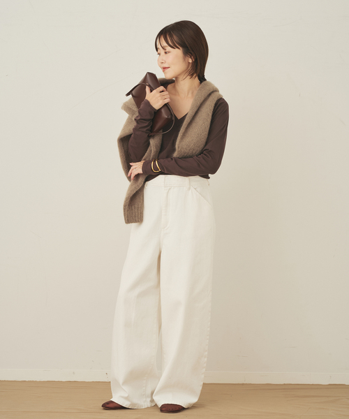 plage(プラージュ)の「Vneck ロンT(Tシャツ/カットソー・レディース・ブラウン/ブラック/アイボリー・FREE)」の22枚目の写真