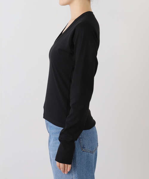 plage(プラージュ)の「Vneck ロンT(Tシャツ/カットソー・レディース・ブラウン/ブラック/アイボリー・FREE)」の4枚目の写真