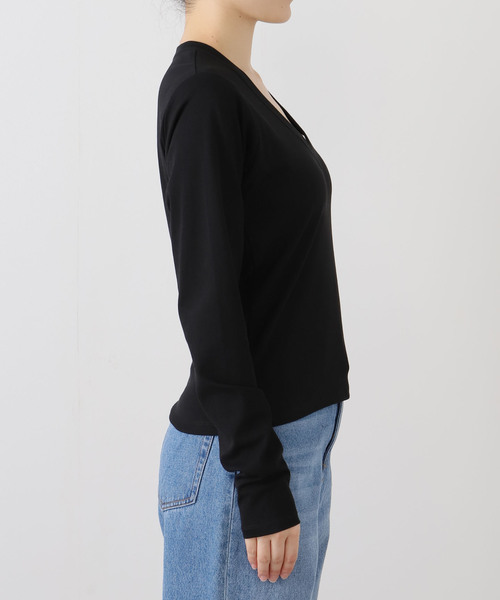 plage(プラージュ)の「Vneck ロンT(Tシャツ/カットソー・レディース・ブラウン/ブラック/アイボリー・FREE)」の6枚目の写真