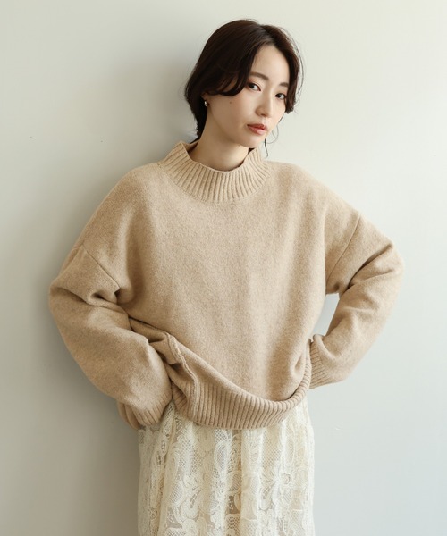 select MOCA Et(セレクトモカエト)の「【Et】Petit High Neck Cocoon Silhouette Knit(ニット/セーター・レディース・ベージュ/ブラック/カーキ・FREE)」の14枚目の写真