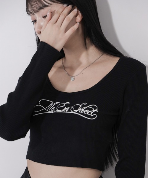 me+em select(ミームセレクト)の「【 3color 】 レタリングロゴ刺繍スクエアネックショートリブニットトップス / lettering logo embroidery square neck short rib knit tops(ニット/セーター・レディース・グレー/ホワイト/ブラック・FREE)」の11枚目の写真