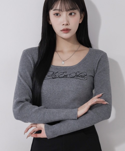 me+em select(ミームセレクト)の「【 3color 】 レタリングロゴ刺繍スクエアネックショートリブニットトップス / lettering logo embroidery square neck short rib knit tops(ニット/セーター・レディース・グレー/ホワイト/ブラック・FREE)」の19枚目の写真
