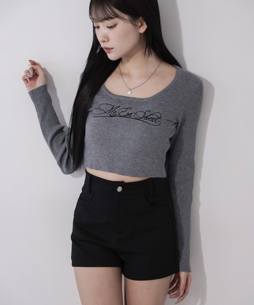 me+em select(ミームセレクト)の「【 3color 】 レタリングロゴ刺繍スクエアネックショートリブニットトップス / lettering logo embroidery square neck short rib knit tops(ニット/セーター・レディース・グレー/ホワイト/ブラック・FREE)」の20枚目の写真
