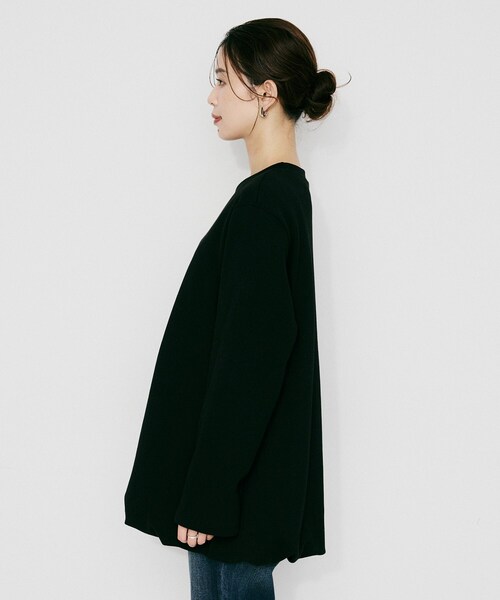 UNTITLED(アンタイトル)の「【YENN】バルーンチュニックプルオーバー(チュニック・レディース・ホワイト/ブラック・02)」の4枚目の写真