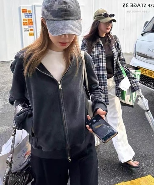 FUNdaysion（ファンデイション）の「ダブルジップパーカー（パーカー・レディース・ダークグレー・M）」の2枚目の写真