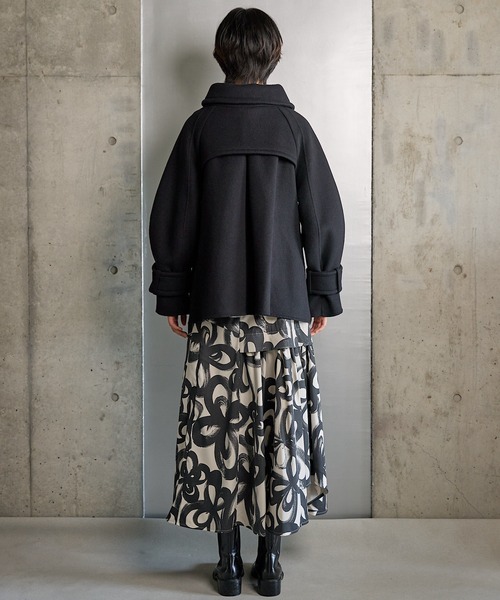 RUMCHE（ラムシェ）の「River Short Duffle Coat / リバーショートダッフルコート（ダッフルコート・レディース・ブラック/ホワイト・FREE）」の9枚目の写真