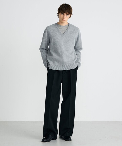 EDITION（エディション）の「スラブ縮絨 Vネックプルオーバー（ニット/セーター・メンズ・ブラック/ライトグレー・M/S）」の3枚目の写真