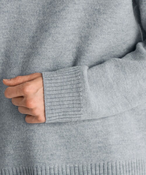 EDITION（エディション）の「スラブ縮絨 Vネックプルオーバー（ニット/セーター・メンズ・ブラック/ライトグレー・M/S）」の8枚目の写真