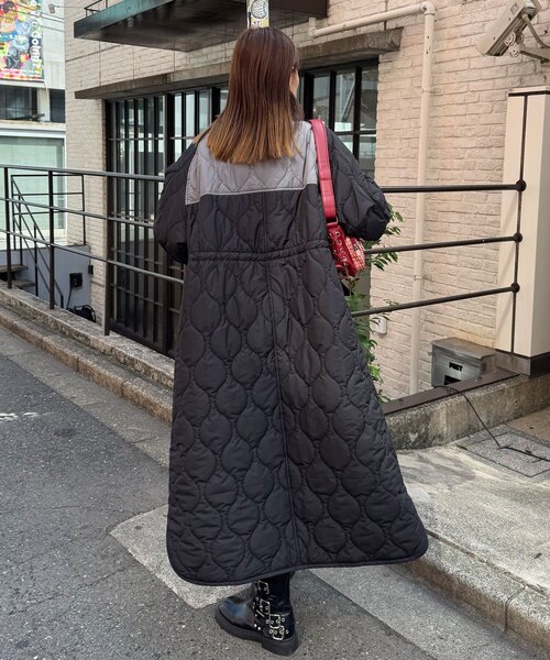 CIAOPANIC（チャオパニック）の「襟ボア配色キルティングロングコート（その他アウター・レディース・カーキ/ブラック/ブラウン・1）」の8枚目の写真