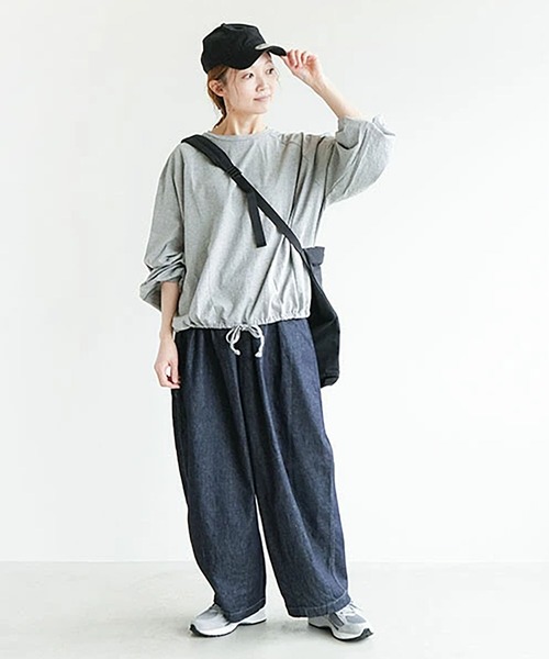 SOLAMONAT(ソラモナ)の「パフ天竺 裾ヒモ長袖 プルオーバー(Tシャツ/カットソー・レディース・杢グレー/ホワイト/ライトピンク/ライトブルー/ブラック・FREE)」の12枚目の写真