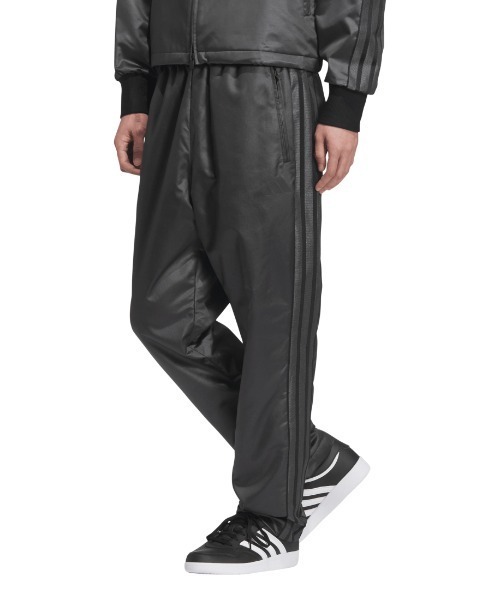 adidas（アディダス）の「アディダス adidas Staygold クライマウォーム メッシュの裏地付き フルレングス オープンヘム パンツ（その他パンツ・メンズ・ブラック×ブラック/ホワイト×ゴールド/ブラック×ゴールド・S/M/L/LL/3L）」の2枚目の写真