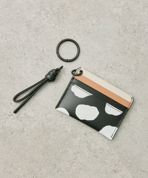 ear PAPILLONNER（イアパピヨネ）の「《インフルエンサーuchida企画/本革》柄カードケース（カードケース・レディース・ブラック・FREE）」の6枚目の写真