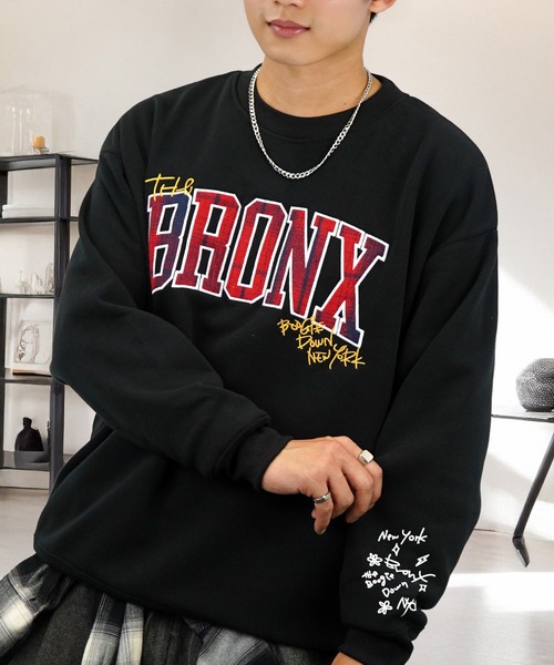 L'atelier(ラトリエ)の「グラフィック ワイド スウェット プルオーバー 裏起毛 長袖 トレーナー 韓国(スウェット・メンズ・ホワイト系4/ブラック系4/グレー系4/ブラック系1/ネイビー系1/ブラック系2/ネイビー系2/ホワイト系1/ホワイト系2/ブラウン系2/ダークブラウン系1/ホワイト系5/ホワイト系3/グリーン系3/ネイビー系7/ブラック系5/グレー系5/ブラック系6/グレー系3/ブラック系7/ホワイト系6/ブラック系その他6/ブラック系3/グリーン系5/グリーン系6/ホワイト系7/ブラック系その他7/ブラック系8/ホワイト系8/グリーン系8/ネイビー系8/ブラック系その他/ホワイト系その他・M/LL/L)」の19枚目の写真