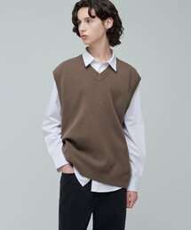 MUSINSA STANDARD（ムシンサスタンダード）の「LAMBSWOOL V-NECK KNIT VEST [MOCHA]（ニット/セーター・メンズ）」