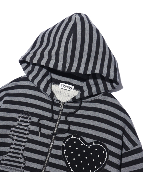 YOUHEE（ユヒ）の「I LOVE APPLIQUE HOOD ZIP-UP CHARCOAL（パーカー・レディース・チャコール・FREE）」の4枚目の写真