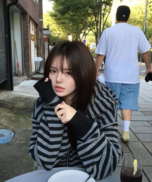 YOUHEE（ユヒ）の「I LOVE APPLIQUE HOOD ZIP-UP CHARCOAL（パーカー・レディース・チャコール・FREE）」の20枚目の写真