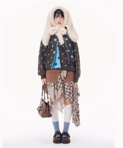 Never mind the XU / Chikashitsu+(ネバーマインド ザ エックスユー / チカシツプラス)の「【Nerd out XU】rabbit ears fur balaclava / 【ナードアウトエックスユー】ラビットイヤーファーバラクラバ <着用動画あり>(ニットキャップ/ビーニー・レディース・ホワイト/ブラウン・ONE SIZE)」の20枚目の写真