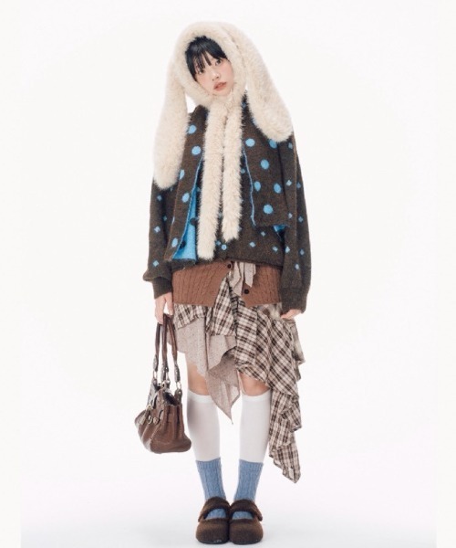 Never mind the XU / Chikashitsu+(ネバーマインド ザ エックスユー / チカシツプラス)の「【Nerd out XU】rabbit ears fur balaclava / 【ナードアウトエックスユー】ラビットイヤーファーバラクラバ <着用動画あり>(ニットキャップ/ビーニー・レディース・ホワイト/ブラウン・ONE SIZE)」の19枚目の写真
