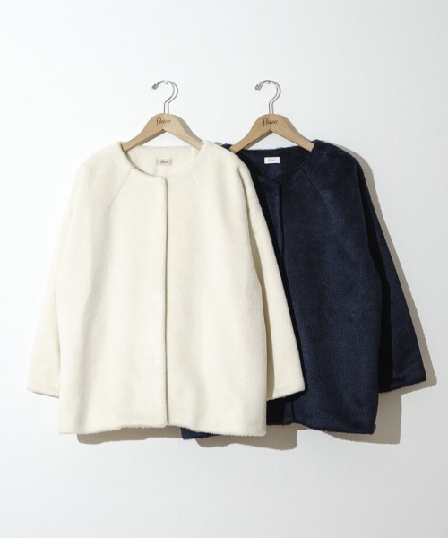 flower（フラワー）の「フラッフィーコート5（ノーカラーコート・レディース・ホワイト/ネイビー・FREE）」の3枚目の写真