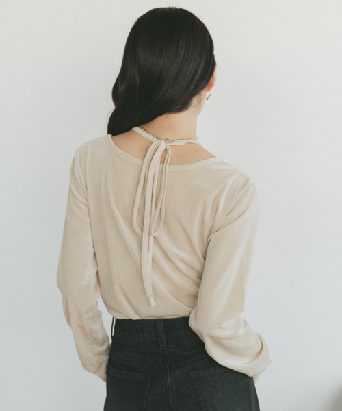 VANNIE U(ヴァニーユー)の「ホルターネックフロッキートップス/2WAY(Tシャツ/カットソー・レディース・グレー/アイボリー・FREE)」の11枚目の写真