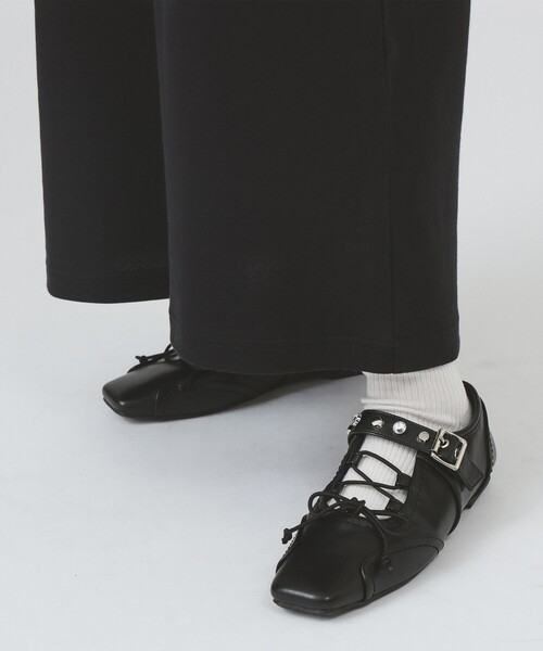 Ray BEAMS（レイビームス）の「Casselini / レースアップ スニーカー（スニーカー・レディース・ブラック/ブラック系その他4・24.5cm/24.0cm/23.5cm/23㎝）」の7枚目の写真