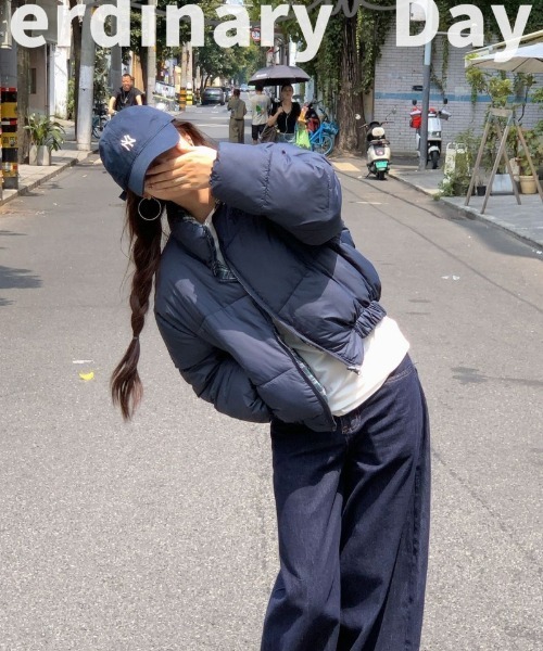 Ritzy(リッツィー)の「2WAY 無地&チェックリバーシブル エコダウンジャケット(ダウンジャケット/コート・レディース・ネイビー/ブラック・L/M)」の4枚目の写真