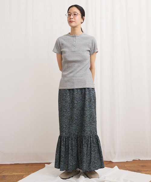 fig London(フィグロンドン)の「DAILY rib henry Tshirt(Tシャツ/カットソー・レディース・グレー/ブラック・FREE)」の10枚目の写真