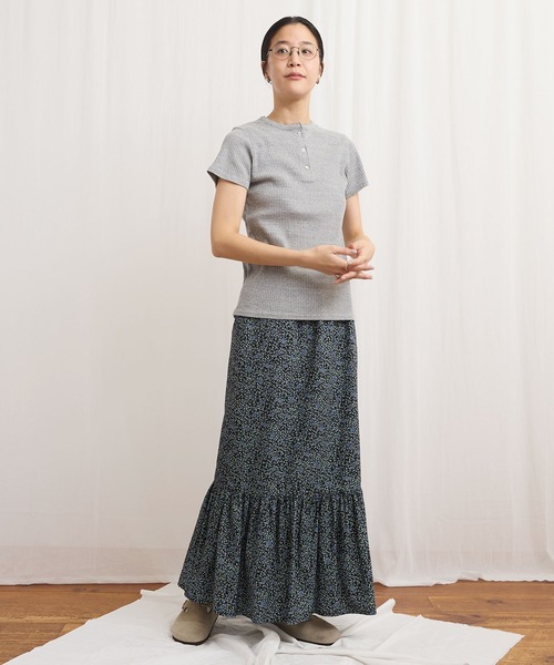 fig London(フィグロンドン)の「DAILY rib henry Tshirt(Tシャツ/カットソー・レディース・グレー/ブラック・FREE)」の11枚目の写真