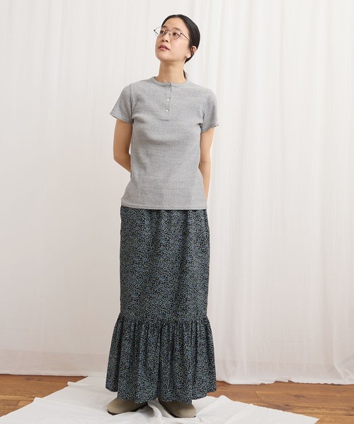 fig London(フィグロンドン)の「DAILY rib henry Tshirt(Tシャツ/カットソー・レディース・グレー/ブラック・FREE)」の13枚目の写真