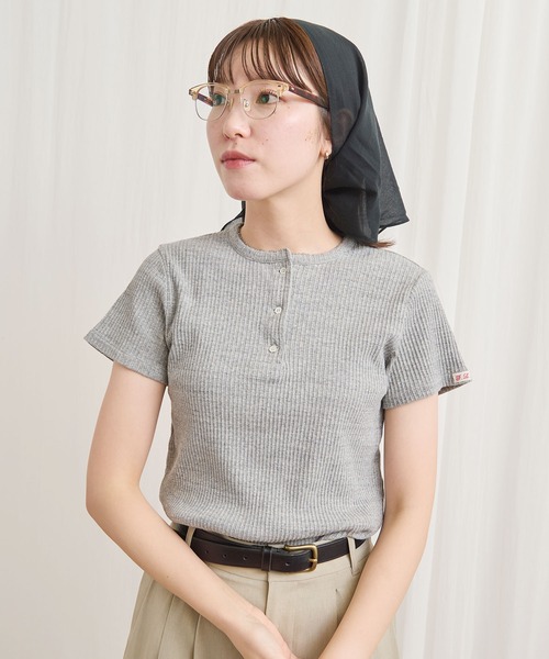 fig London(フィグロンドン)の「DAILY rib henry Tshirt(Tシャツ/カットソー・レディース・グレー/ブラック・FREE)」の22枚目の写真