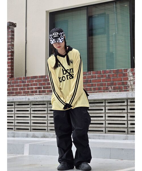 MOO(エムオーオー)の「本トラックロングスリーブフットボールジャージ - イエロー(Tシャツ/カットソー・レディース・その他・MEDIUM/LARGE)」の17枚目の写真