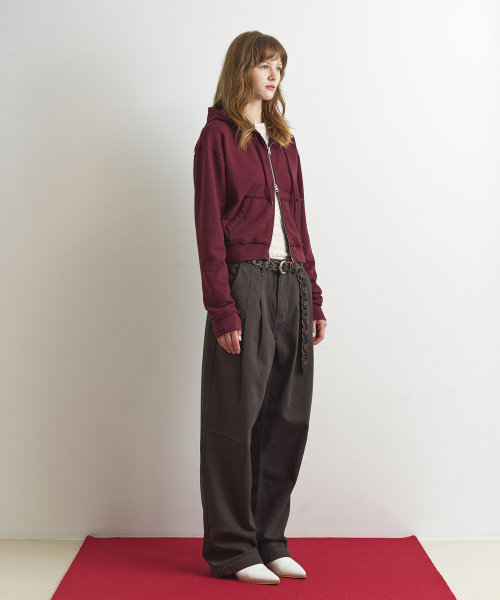 AOPT(アオプト)の「TWO-TUCK WIDE DENIM PANTS - CHARCOAL(デニムパンツ・レディース・その他・SMALL/MEDIUM)」の4枚目の写真