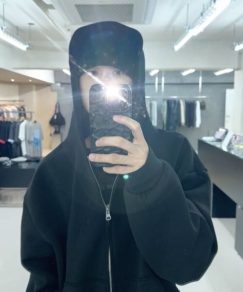 URBANSTOFF(アーバンストッフ)の「ネオプレンダイバークロップフードジップアップ(ブラック)(パーカー・レディース・その他・MEDIUM/LARGE)」の5枚目の写真