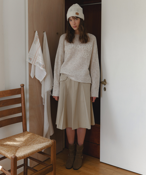 AARAN(アラン)の「レースポイントプリーツミディスカート_ベージュ(スカート・レディース・その他・SMALL/MEDIUM)」の2枚目の写真