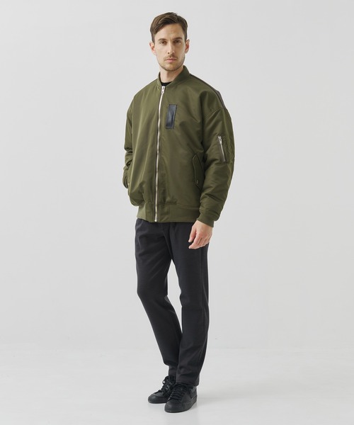 CINOH(チノ)の「【CINOH/チノ】別注NYLON LAYERED BLOUSON(MA-1・メンズ・ブラック/カーキ・48/44/46)」の7枚目の写真