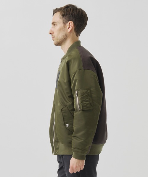 CINOH(チノ)の「【CINOH/チノ】別注NYLON LAYERED BLOUSON(MA-1・メンズ・ブラック/カーキ・48/44/46)」の8枚目の写真