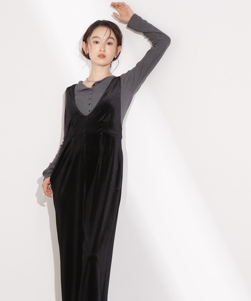 N.（N. Natural Beauty Basic）（エヌエヌナチュラルビューティーベーシック）の「Vネックベロアサロペット（サロペット/オーバーオール・レディース・ブラック/ダークブラウン・P/S/MEDIUM）」の6枚目の写真