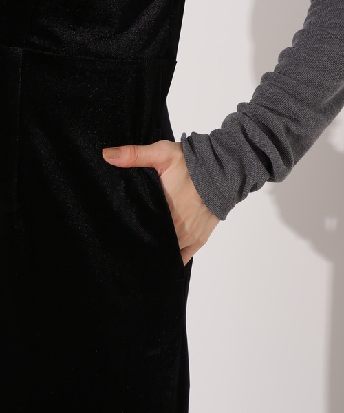 N.（N. Natural Beauty Basic）（エヌエヌナチュラルビューティーベーシック）の「Vネックベロアサロペット（サロペット/オーバーオール・レディース・ブラック/ダークブラウン・P/S/MEDIUM）」の12枚目の写真