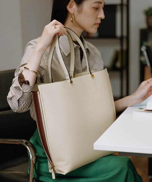 E'POR(エポール)の「【E'POR】Y BAG Large/A4対応・通勤・26AW(トートバッグ・レディース・キナリ/ダークグリーン/グレー/ダークブラウン/ブラック/ワイン/ベージュ・FREE)」の5枚目の写真