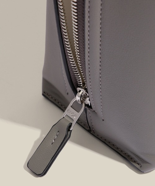 E'POR（エポール）の「【E'POR】Y BAG Large/A4対応・通勤・26SS（トートバッグ・レディース・キナリ/ダークグリーン/グレー/ダークブラウン/ブラック・FREE）」の22枚目の写真