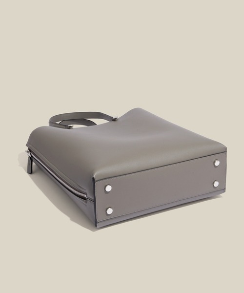 E'POR（エポール）の「【E'POR】Y BAG Large/A4対応・通勤・26SS（トートバッグ・レディース・キナリ/ダークグリーン/グレー/ダークブラウン/ブラック・FREE）」の18枚目の写真