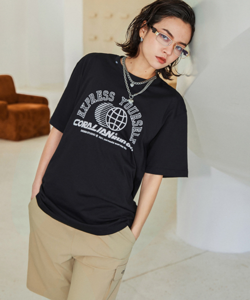 CORALIAN(コラリアン)の「ランオフビッグロゴ半袖コットンTシャツブラック(Tシャツ/カットソー・メンズ・その他・S/M/L/2XL/XL/XS)」の3枚目の写真