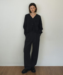 UNNOUT（アナウト）の「WOOL BASIC WIDE PANTS CHARCOAL（スラックス）」