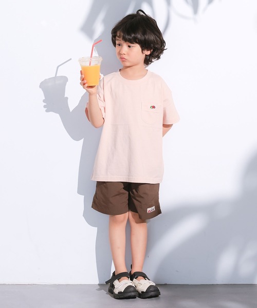 FRUIT OF THE LOOM（フルーツオブザルーム）の「【FRUIT OF THE LOOM】別注半袖ポケT（Tシャツ/カットソー・キッズ・ブルー/ホワイト系その他/グレー系その他/チャコール/マスタード/パープル系その他/ライトピンク/オフホワイト・100/110/160/90/80/150/140/130/120/95）」の17枚目の写真