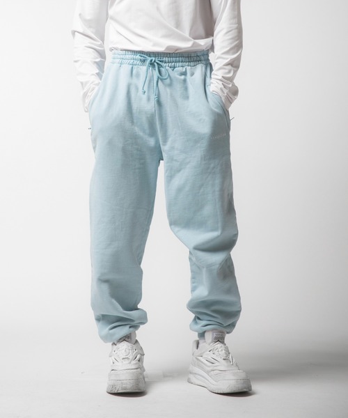 VANQUISH(ヴァンキッシュ)の「Pigment Dyed Sweat Pants(スウェットパンツ・メンズ・ブルー/グリーン/ブラック・L/M)」の1枚目の写真