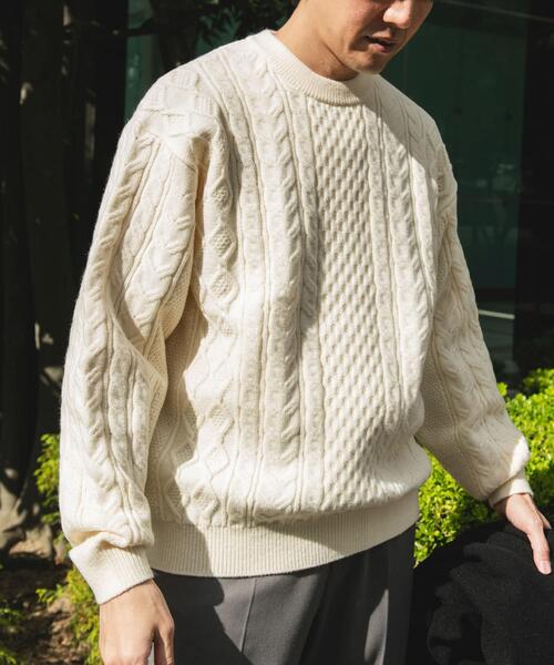 URBAN RESEARCH DOORS(アーバンリサーチドアーズ)の「アランニットクルーネックプルオーバー(ニット/セーター・メンズ・ネイビー/オフホワイト/ブラック・MEDIUM/LARGE)」の5枚目の写真